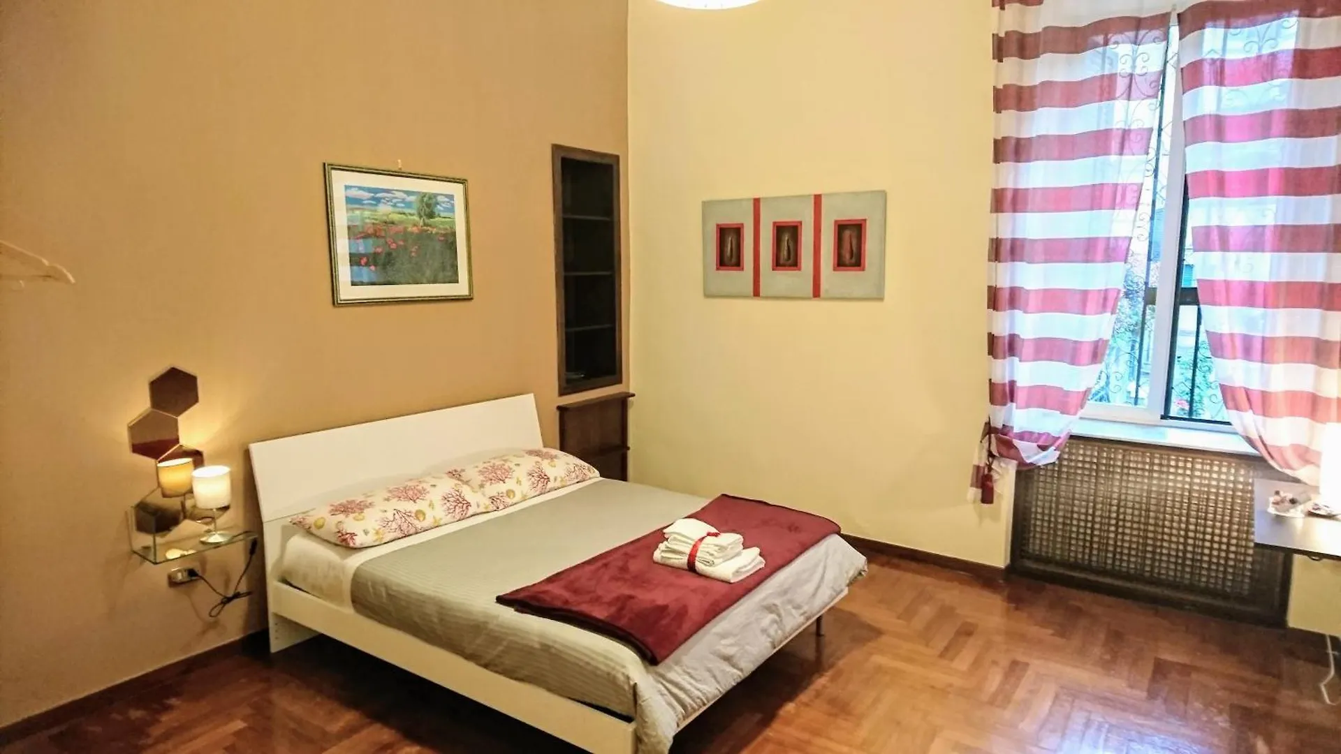 Napoli Centrale Rooms Bed & Breakfast Napels