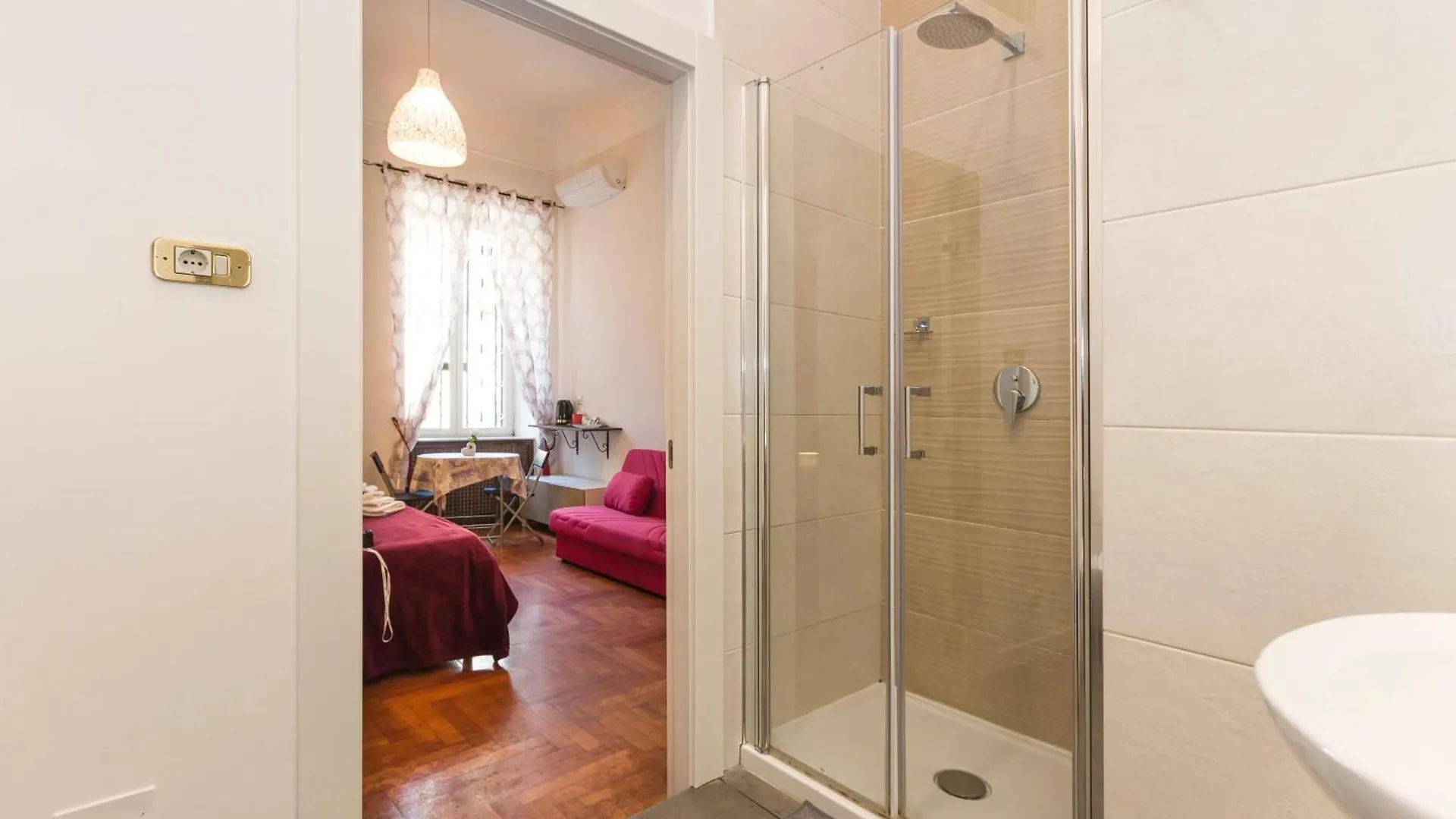 Napoli Centrale Rooms Italy
